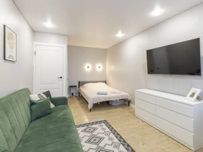 Квартира Уютная 2-к с Потрясающим Видом на Горы и Озеро