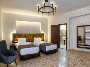 Отель Kazma Boutique Hotel