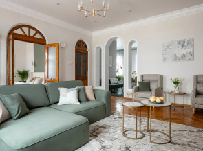 Квартира GM Apartments Новая и тихая Трехкомнатная на Тверской