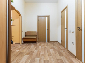 Апартаменты Comfort Home на 10 гостей на Карла Маркса 39