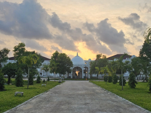 Shukran Palace Hotel