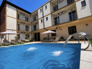 Ellada Hotel