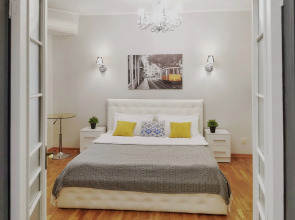 Апартаменты M.O.O.N. APARTMENTS Zenkova 86