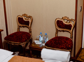 Royal Antique Boutique Hotel