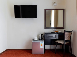 Ларго у Невского проспекта