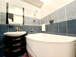 Квартира Трехкомнатная в центре на Орджоникидзе рядом с Набережной