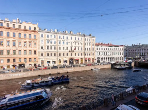 Апартаменты Город Рек на Большой Морской 6 у Дворцовой площади
