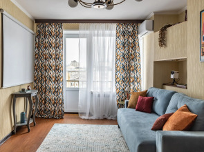 Квартира с кинопроектором пешком по Арбату до Кремля