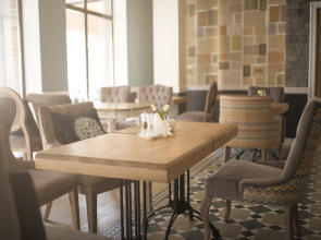 Капитал Гостиница