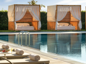 Отель Crowne Plaza Istanbul Florya