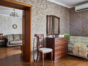Apartamentyi Na Gazetnom Pereulke 1/12