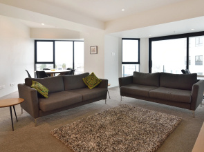 Freemans Bay Three Bedroom With a View Apartments