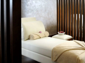 Отель JW Marriott Hotel Marina 