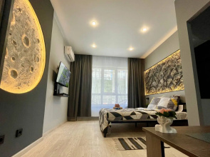 Apartamenty v stile Kosmos naprotiv Moskovskoj plosadi