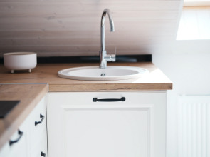 Квартира Однокомнатная мансарда у моря