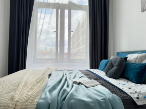 Квартира Двухкомнатная просторная и уютная ArtApart