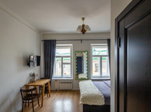 Апартаменты 1 на Рубинштейна 36