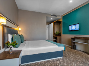 Отель Alba Hotel&Spa