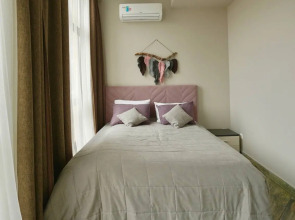 Квартира Огромная трехкомнатная квартира напротив подъемника