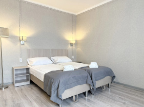 Отель Эталон