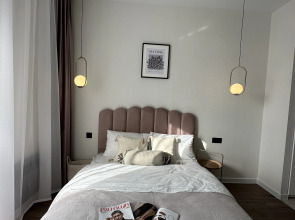 Апартаменты с балконом на Эдварда Грига 16/1