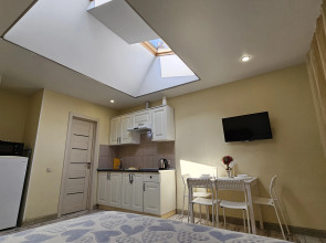 Апартаменты Уютные апартаменты в центре Сочи на Роз 57