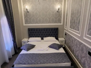 Отель Roma Yerevan & Tours