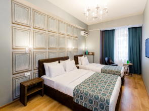 Diamond Dat Exx Company Hotel