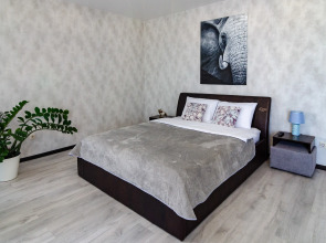 Апартаменты Красный Квадрат на Набережной