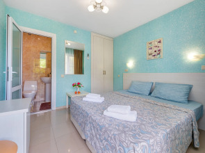 Отель Ашамба