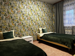 Квартира Двухкомнатная на Фрунзе 29 у ГУОР Локомотив