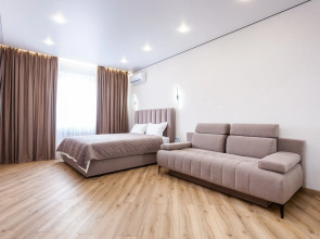 Апартаменты рядом с Парком Галицкого на улице имени Жлобы 139