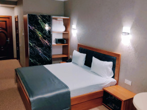 Отель Royal Sapphire