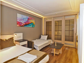 Отель Bulvar Palas Old City