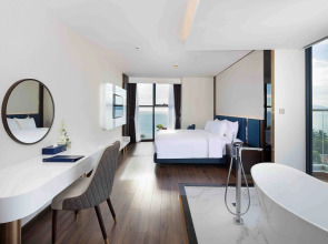 Отель Best Western Premier Marvella Nha Trang