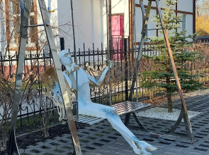 Апартаменты Двухуровневые апартаменты около музея ангелов