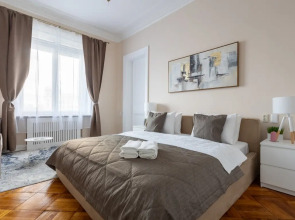 Апартаменты Улучшенные с Двумя Спальнями и Балконом