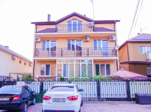 Diana Guest House