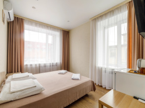 Отель Платон