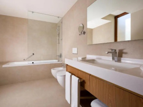 Отель Mercure Bukhara Old Town