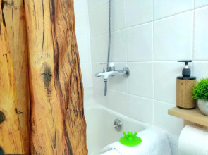 Апартаменты на улице Маршала Бирюзова 18