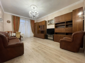 Апартаменты 3-комнатные HomeApart Ленина, 4