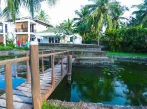 Отель Amaluna Resorts