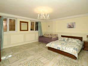 Апартаменты на улице Чехова Сердце Ялты