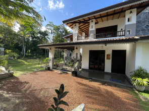Samas Villa