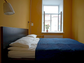 Меблированные комнаты на Столярном