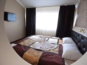 Отель Кристалл Палас