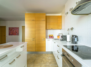 Квартира Lalapart Vintage House с отдельным рабочим кабинетом в небоскребе