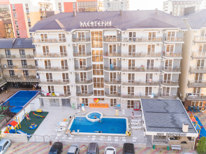 Jelefterija Hotel