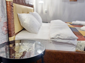 Apartamenty Na Lva Tolstogo 33 Flat